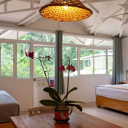 Jaguar Inn Bungalows Puerto Viejo de Talamanca Esterno foto