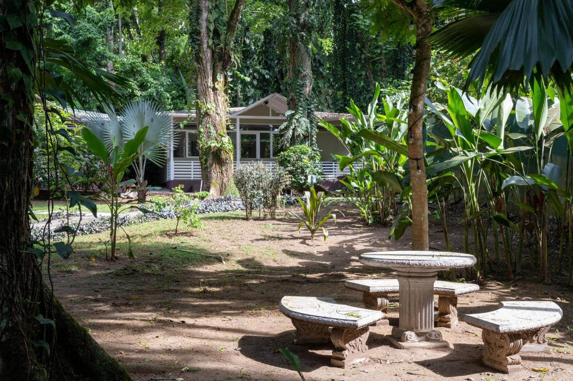 Jaguar Inn Bungalows Puerto Viejo de Talamanca Esterno foto